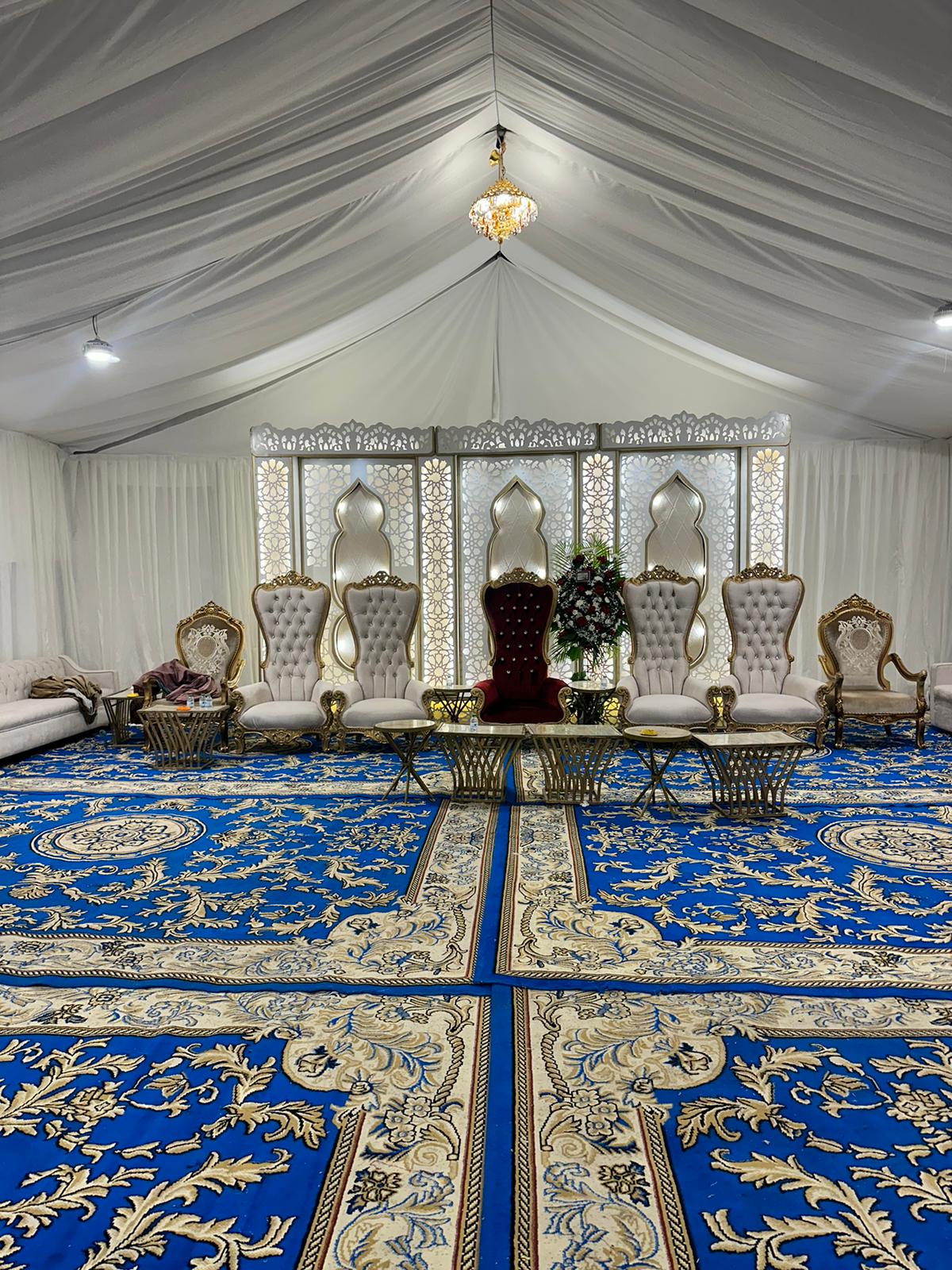 دي جي أعراس في الكويت يقدم موسيقى لحفل زفاف