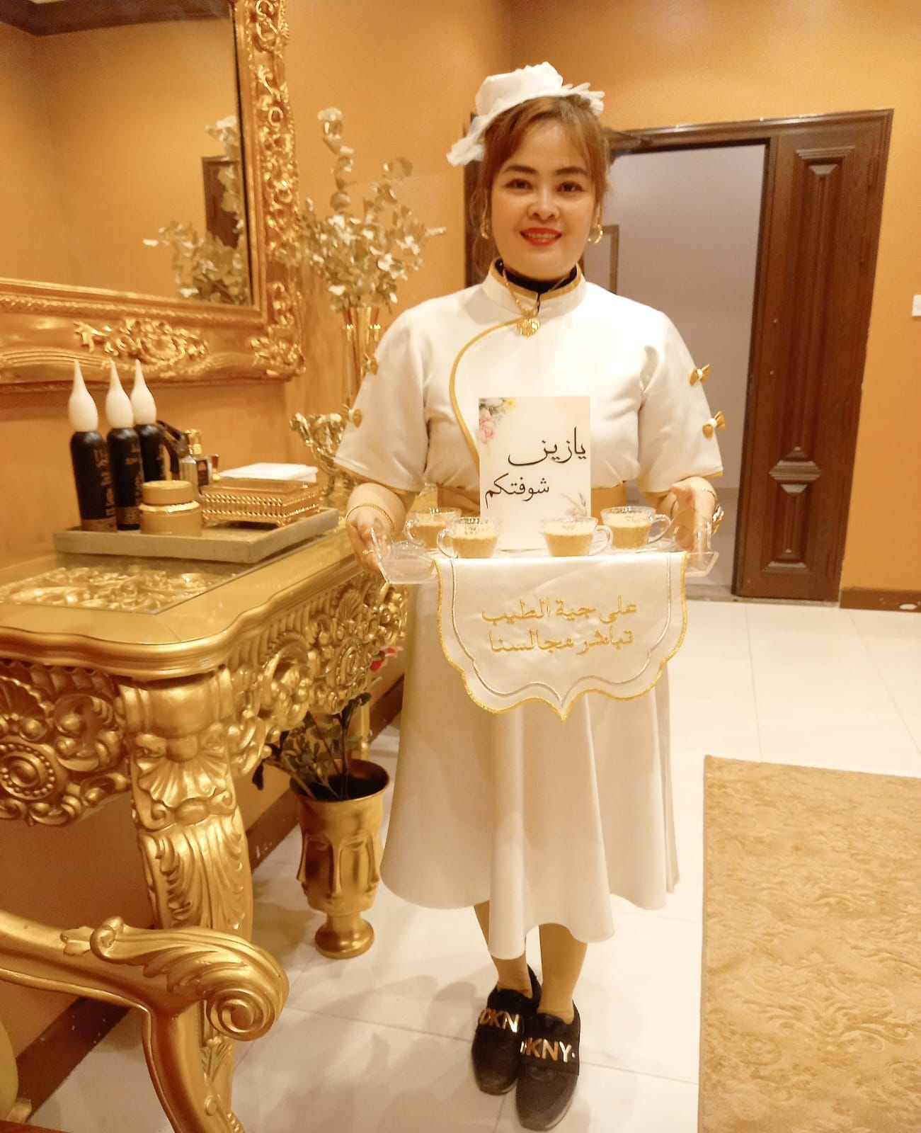 خدمه فلبينيات للاستقبال فى الكويت